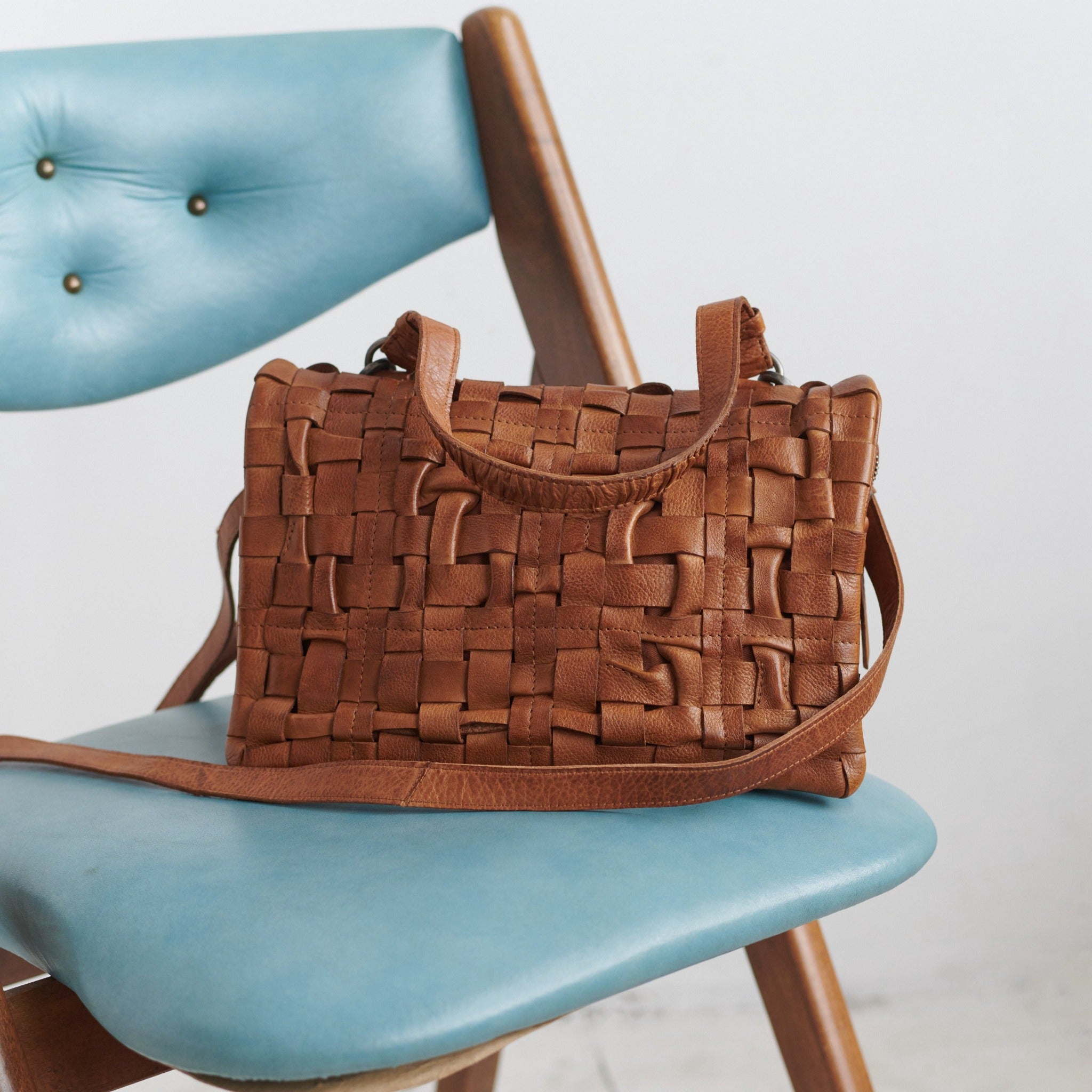 Sigourney Crossbody